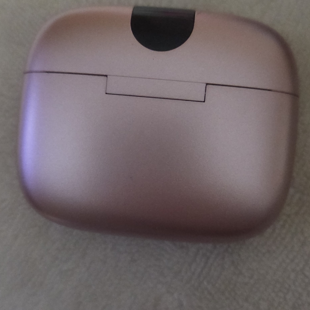 Wireless Earphone Bundle - Picture 3 of 12